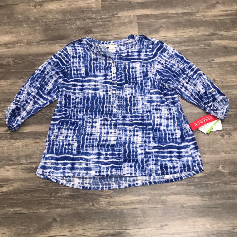 C.D. Daniel ladies blouse